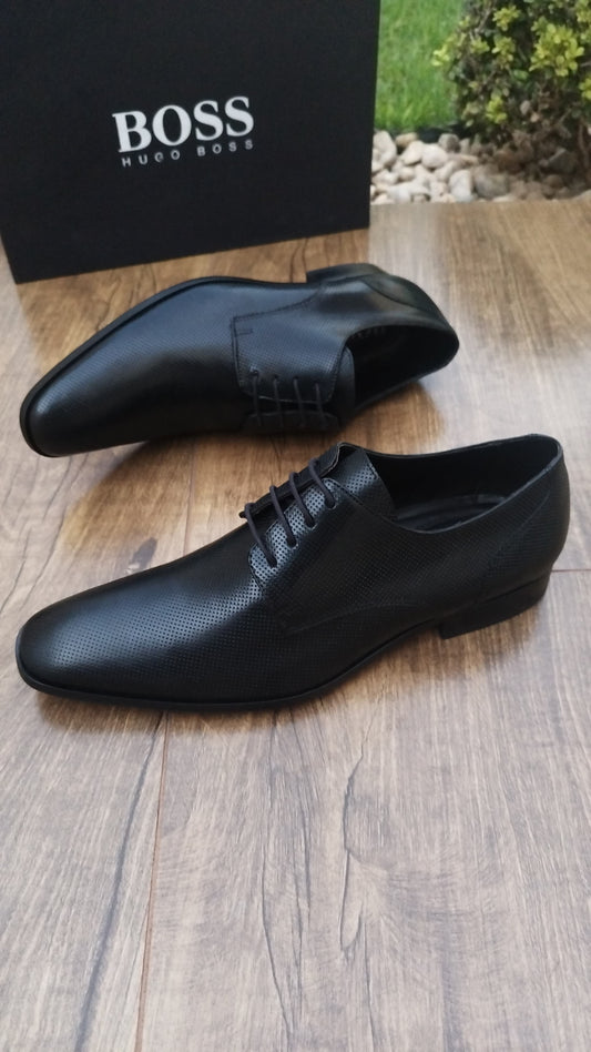 SAPATO DERBY MICRO HOLE PRETO