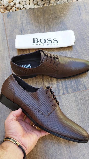 SAPATO DERBY MICRO HOLE MARROM